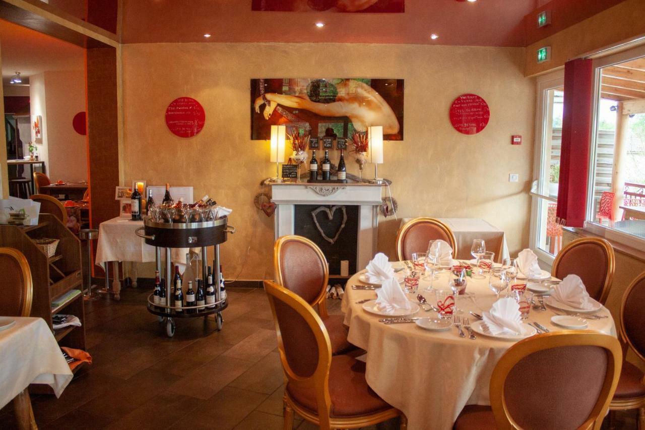 Saint-Pierremont  Relais Vosgien - Hotel Restaurant "La Table De Sophia" المظهر الخارجي الصورة